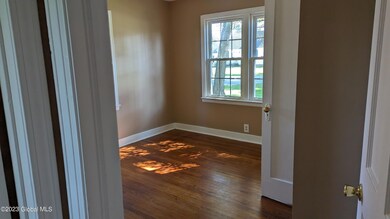 10 Williams Park Rd, Albany, NY 12211 - photo 5