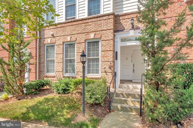 14738 Potomac Branch Dr, Woodbridge, VA 22191 - photo 2