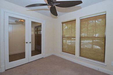 1719 Welch St unit A, Houston, TX 77006 - photo 6