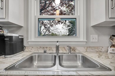 910 Pecos Dr, Lansing, MI 48917 - photo 6