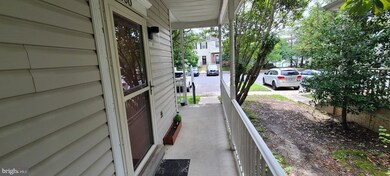 7000 Flag Harbor Dr, District Heights, MD 20747 - photo 2