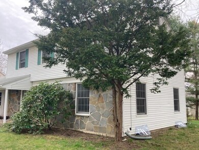 344 E Hadley Rd, Amherst, MA 01002 - photo 2