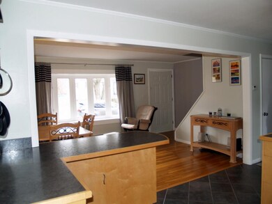 62 Bow St, Manchester, NH 03103 - photo 4