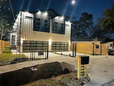 610 E 41st St unit A  B, Houston, TX 77022 - photo 3