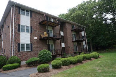 13 Dallas Dr unit 210, Dracut, MA 01826 - photo 2