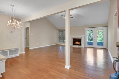 15310 Swan Creek Dr, Houston, TX 77095 - photo 3