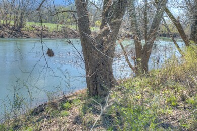 339.49 Sq Ft River Frontage