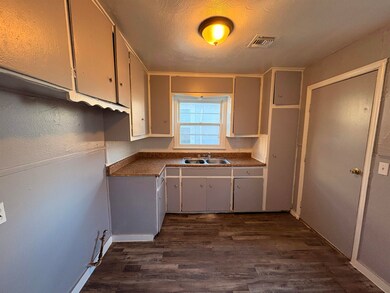 2324 N 7th St, Duncan, OK 73533 - photo 4