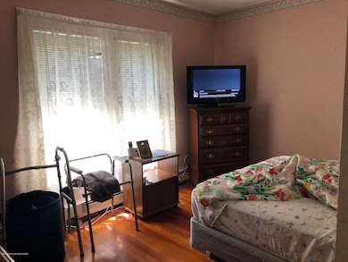 452 Harnell Ave, Oakhurst, NJ 07755 - photo 5