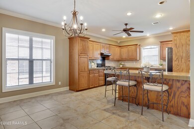Eat-in Kitchen