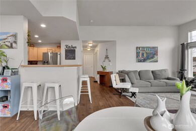 6401 Hazel Ave SE unit E, Auburn, WA 98092 - photo 5