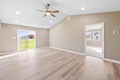 707 Maple St, Marion, IN 46953 - photo 7