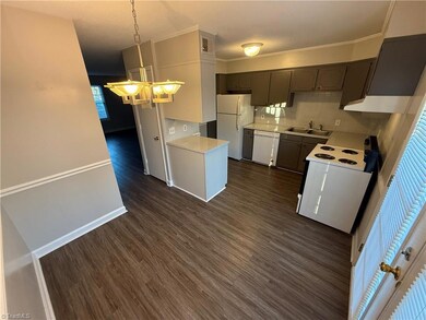 2350 Bay Meadows Ct unit E, Winston Salem, NC 27103 - photo 5