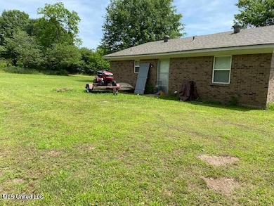 3521 Horn Lake Road 5