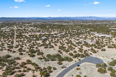 16 Daisy Cir, Santa Fe, NM 87506 - photo 7