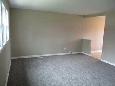 17730 Rosewood Terrace, Country Club Hills, IL 60478 - photo 4