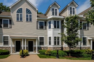 39 Maple Tree Ave unit 34, Stamford, CT 06906 - photo 2