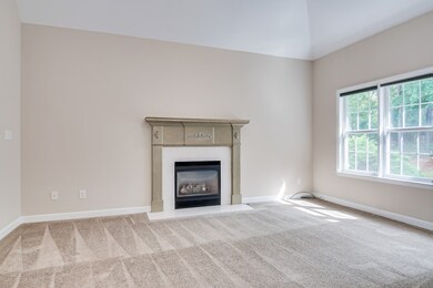 Great Room w Gas FP