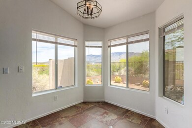 Casual Dining Area