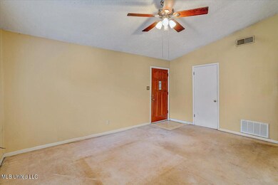 06-622 Bellevue St