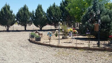 24420 N Bourbon Aly, Paulden, AZ 86334 - photo 3