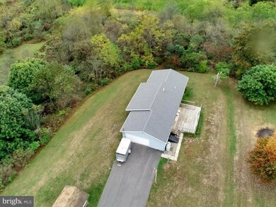 375 E Schmaltzdahl Rd, New Ringgold, PA 17960 - photo 6