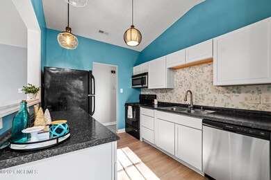 24-web-or-mls-COX_8036
