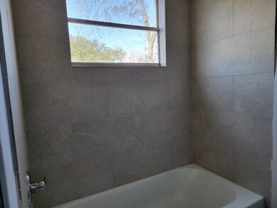 10209 Wiggins St unit 1, Houston, TX 77029 - photo 6