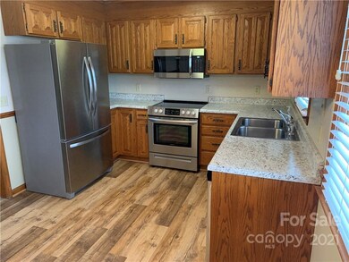 145 Elk Dr, Statesville, NC 28625 - photo 4