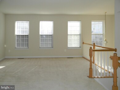 12644 Heron Ridge Dr, Fairfax, VA 22030 - photo 4