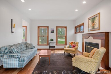 18-web-or-mls-2229-brighton-st