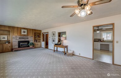 1610 N Aurora Ave, East Wenatchee, WA 98802 - photo 6