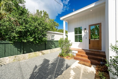 1233 Washington St, Key West, FL 33040 - photo 2