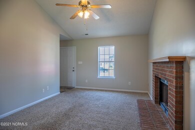 118 Creekview Dr, Jacksonville, NC 28540 - photo 7