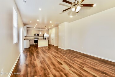 006-photo-living-room-13965827