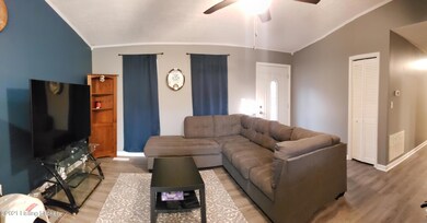 8304 Herrington Ct, Louisville, KY 40228 - photo 6