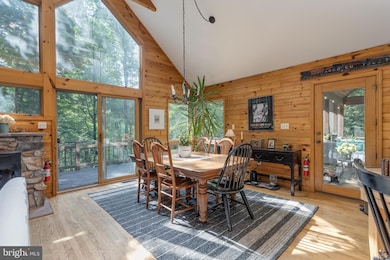 379 Wintergreen Way, Berkeley Springs, WV 25411 - photo 6