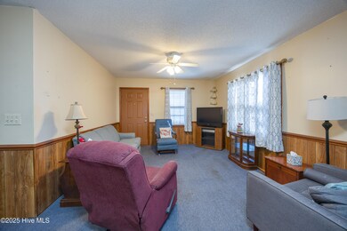 113 Jefferson St unit A, Clinton, NC 28328 - photo 5