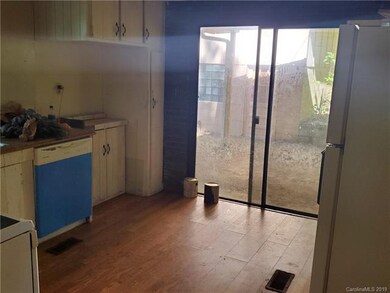 52 Hubbard Ln, Candler, NC 28715 - photo 3