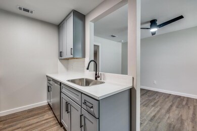 5909 Gaston Ave unit 205, Dallas, TX 75214 - photo 6
