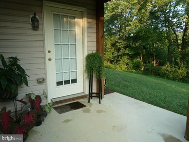 2456 Cheyenne Dr, Gambrills, MD 21054 - photo 4