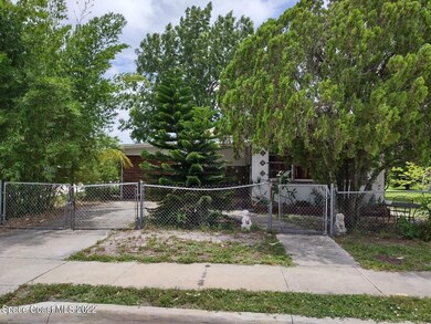 903 Barbara Jenkins St, Cocoa, FL 32922 - photo 2