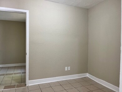 3850 Arbor St, Houston, TX 77004 - photo 5