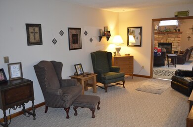 135 Carpenter St, Muncy, PA 17756 - photo 3