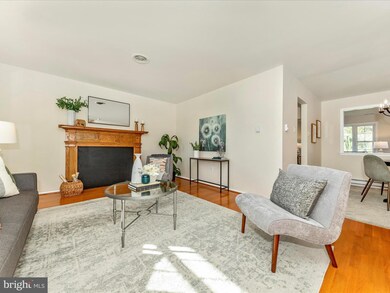 6908 Hackberry Ct, Frederick, MD 21703 - photo 3