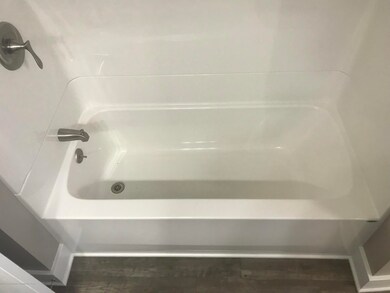 5836 Annapolis Dr, Lansing, MI 48911 - photo 4