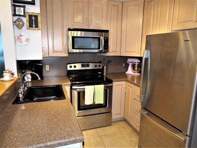 114 Burkhall St unit O, South Weymouth, MA 02190 - photo 2