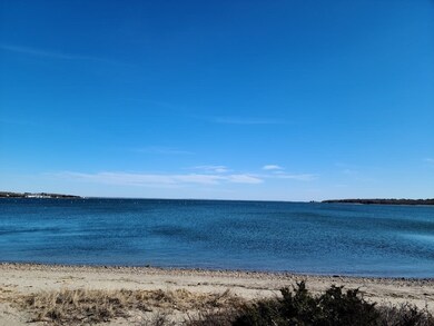 9 Railroad Ave, Mattapoisett, MA 02739 - photo 4