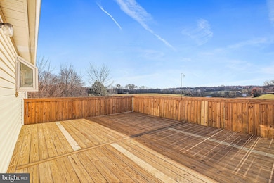 601 Sherry Dr, Sykesville, MD 21784 - photo 7