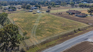 2121 Rock Creek Rd, Crowley, TX 76036 - photo 7